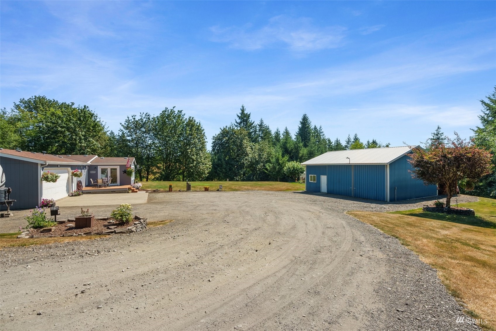182 Holgate Lane Chehalis, WA 98532 - Photo 7 of 38 a front view of a house with a yard