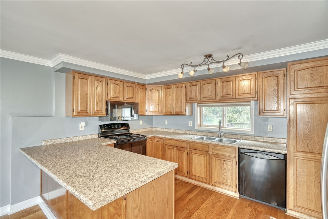 9235 West Ridge Road Clarkson, NY 14420 - Photo 8 of 49 Gallery Image 8