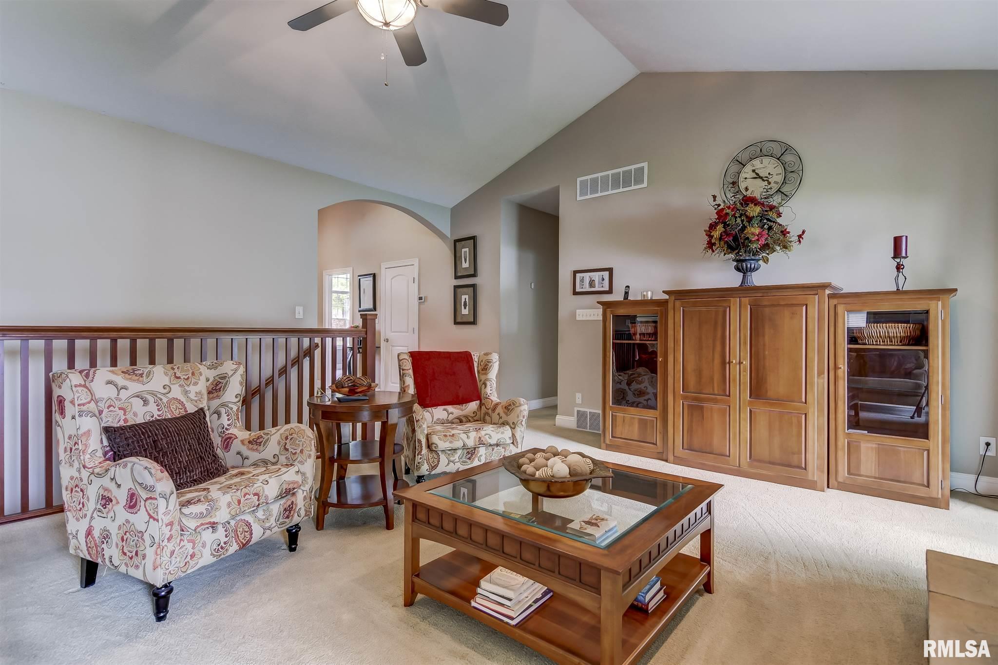 105 Allegheny Road Rochester, IL 62563 - Photo 6 of 47