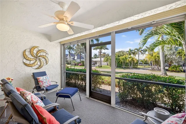 $425,000 | 4062 Belair Lane, Unit 2, Naples, FL 34103