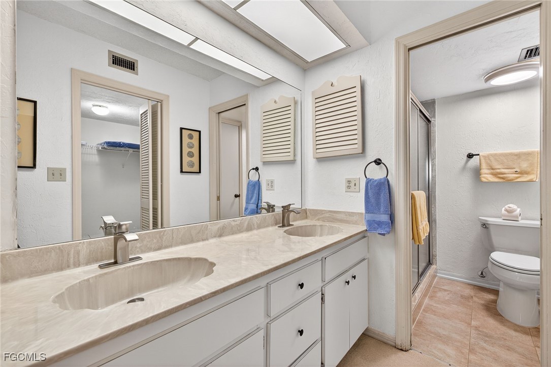 4062 Belair Lane, Unit 2 Naples, FL 34103 - Photo 17 of 39