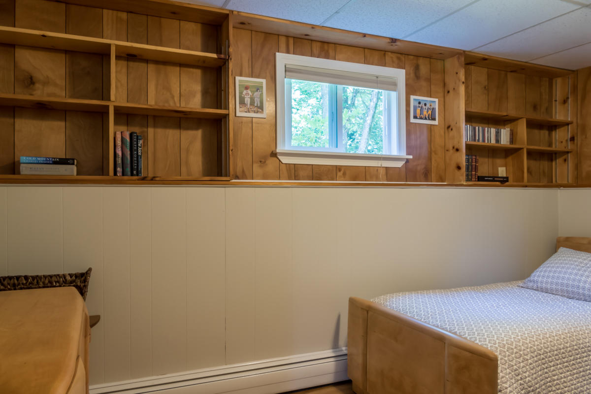 5 Grove Street Cumberland Center, ME 04021 - Photo 27 of 42 35-Den3