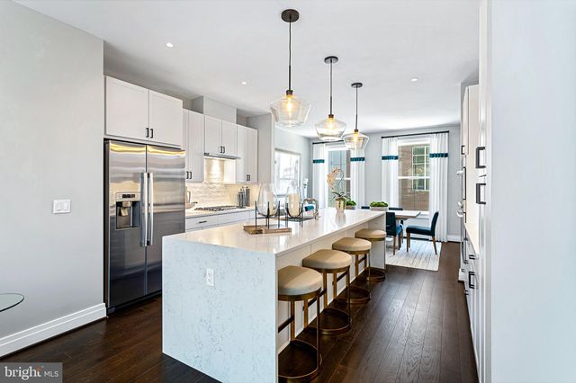 $1,775,000 | 223 Montgomery Street, Alexandria, VA 22314