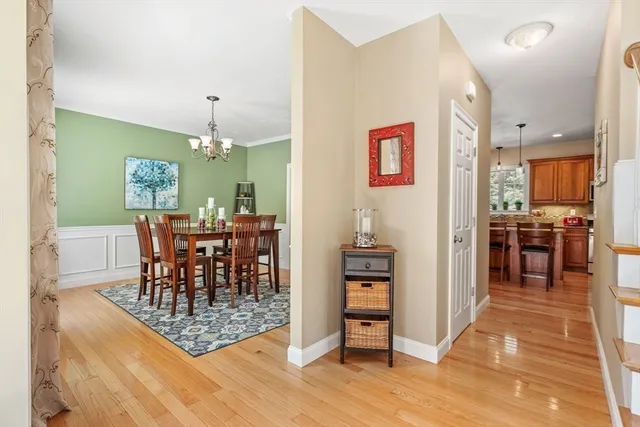 $1,154,900 | 122 Carlisle Road, Westford, MA 01886