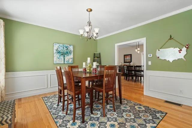 $1,154,900 | 122 Carlisle Road, Westford, MA 01886