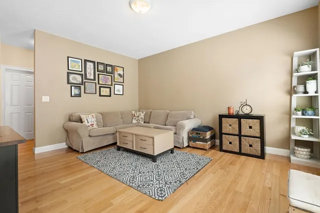 $1,154,900 | 122 Carlisle Road, Westford, MA 01886