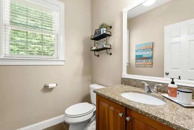 $1,154,900 | 122 Carlisle Road, Westford, MA 01886