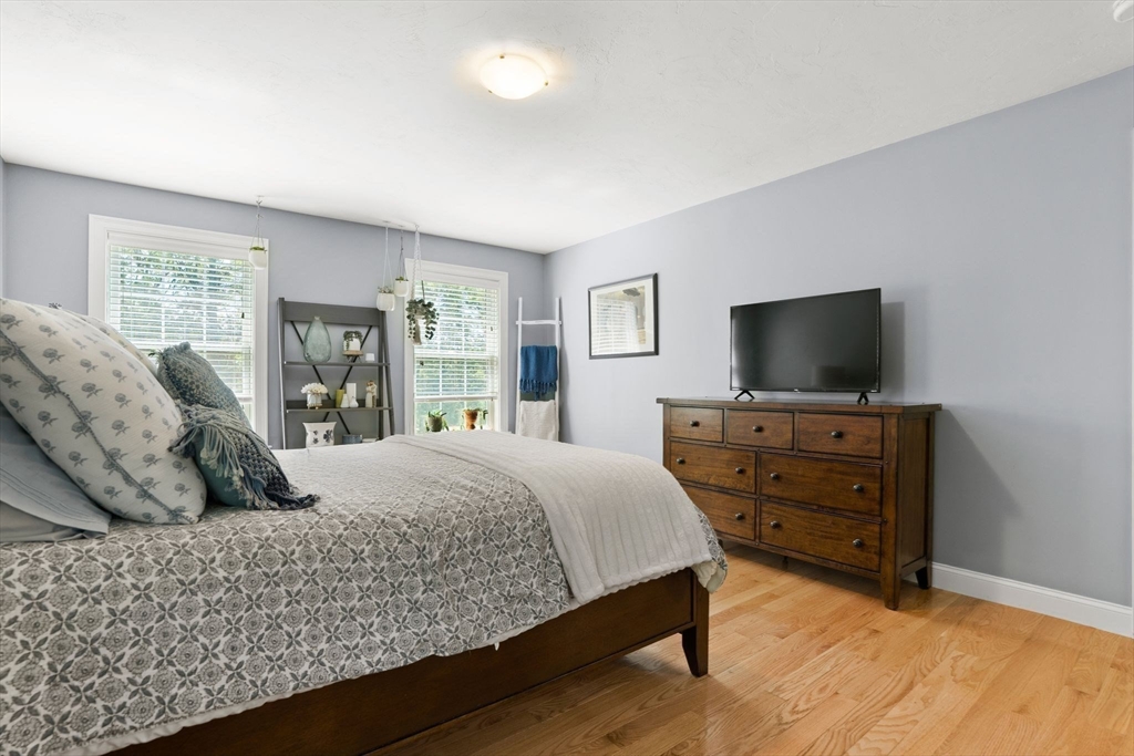 122 Carlisle Road Westford, MA 01886 - Photo 22 of 42 Gallery Image 22