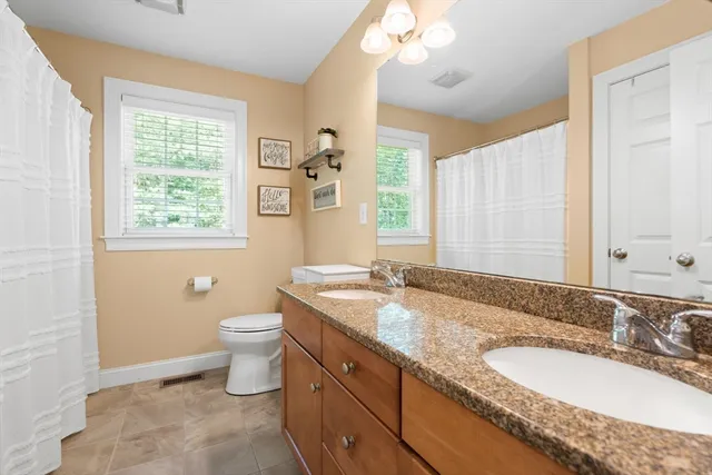 $1,154,900 | 122 Carlisle Road, Westford, MA 01886