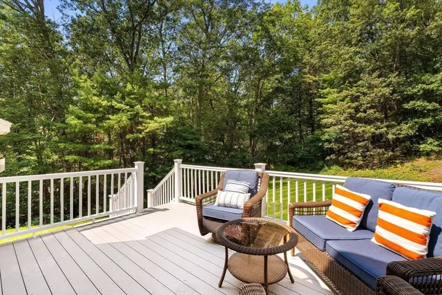 $1,154,900 | 122 Carlisle Road, Westford, MA 01886