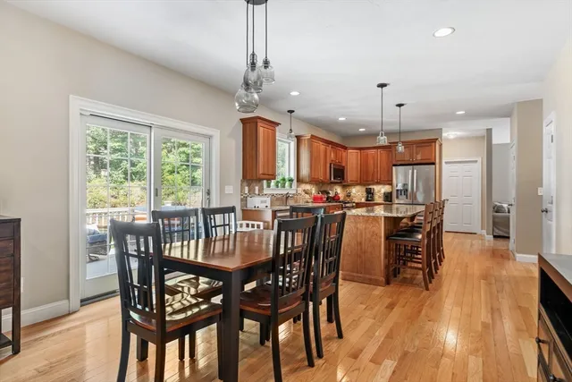 $1,154,900 | 122 Carlisle Road, Westford, MA 01886