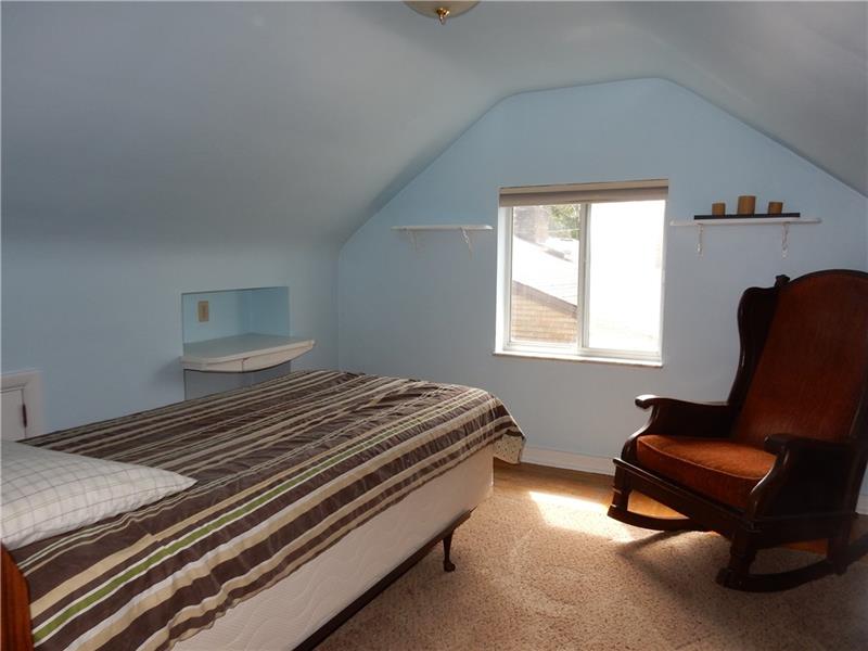 1028 Francis Road Pittsburgh, PA 15234 - Photo 16 of 22 Gallery Image 16