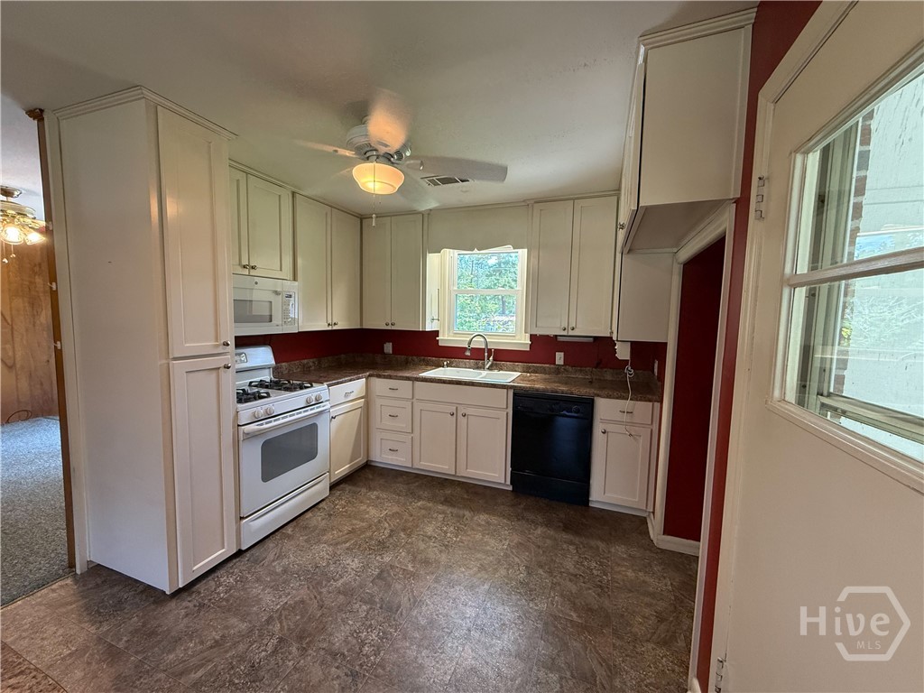 120 East Johnson Street Rincon, GA 31326 - Photo 3 of 27