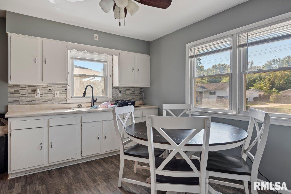 2219 East Enterprise Street Springfield, IL 62702 - Photo 6 of 18 Gallery Image 6