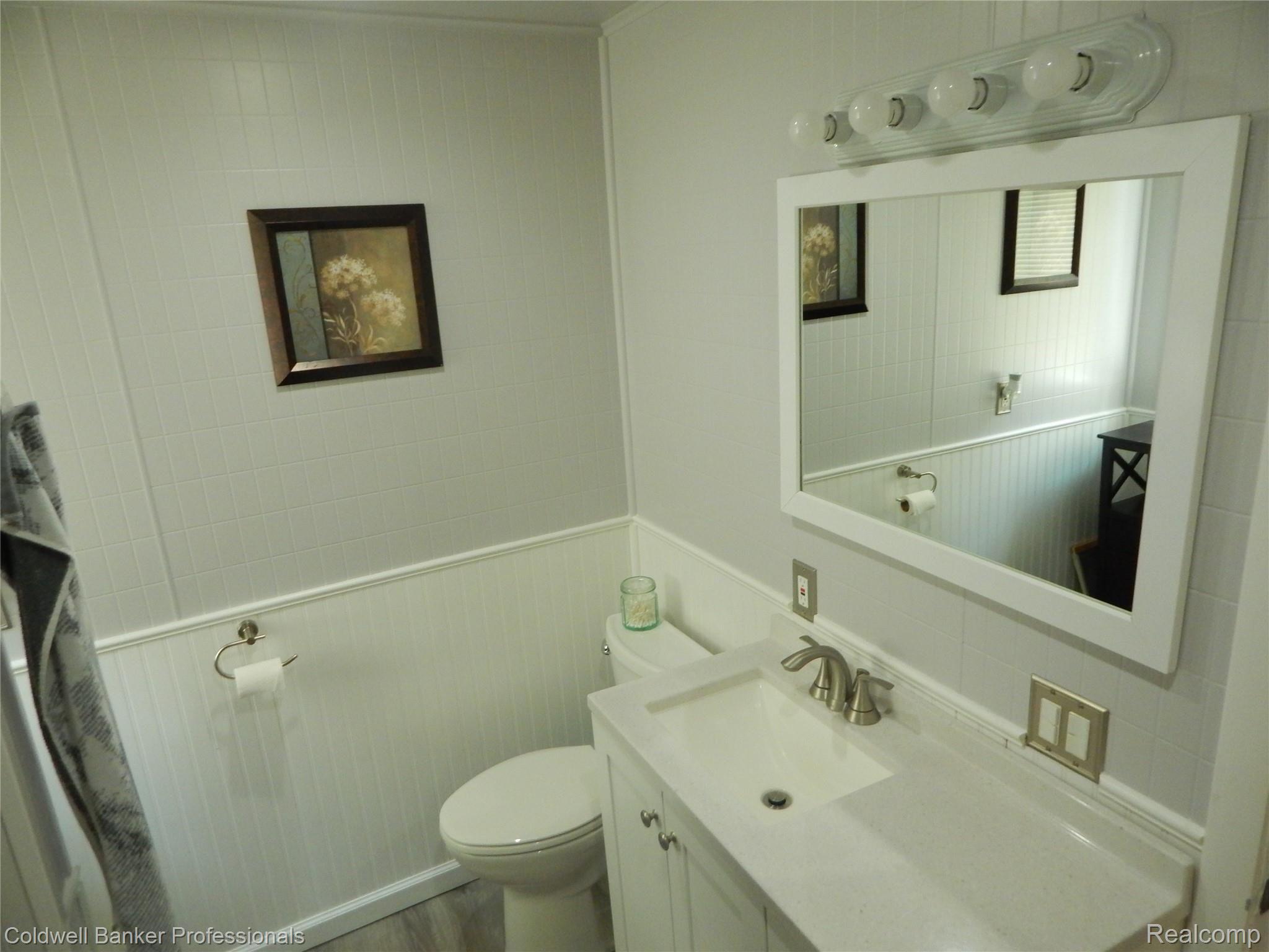 509 West Coulter Road Lapeer, MI 48446 - Photo 32 of 55 ba4.JPG