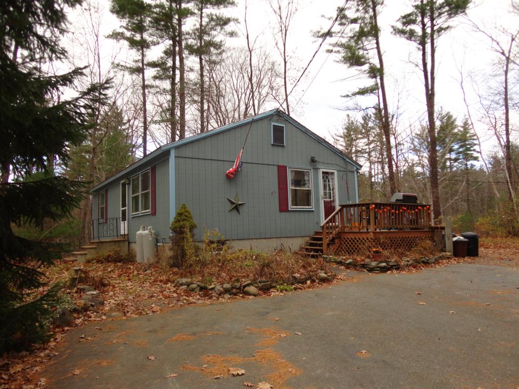16 Dugway Road Newton, NH 03858 - Photo 1 of 20
