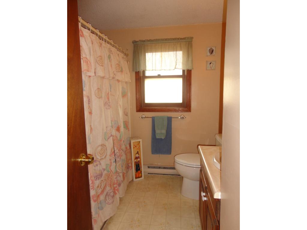 16 Dugway Road Newton, NH 03858 - Photo 14 of 20
