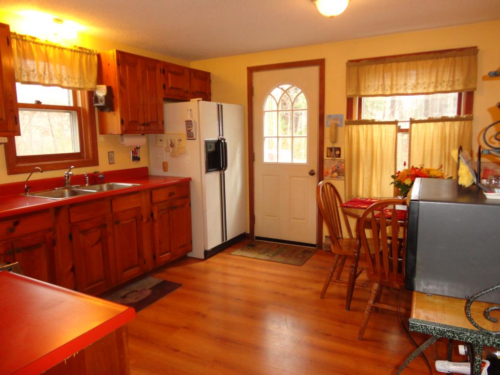 16 Dugway Road Newton, NH 03858 - Photo 4 of 20