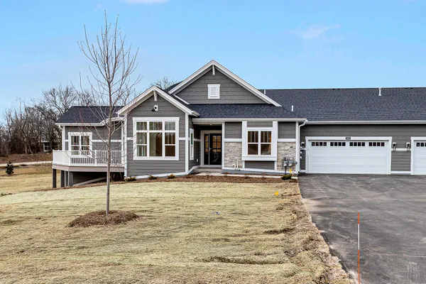 $839,900 | 2950 North 186th Street, Unit 9, Brookfield, WI 53045