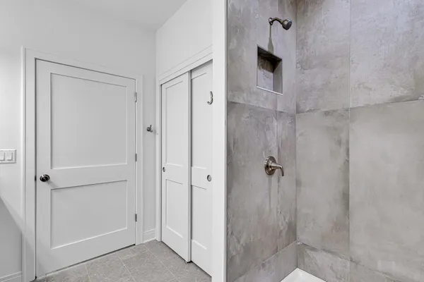 $839,900 | 2950 North 186th Street, Unit 9, Brookfield, WI 53045