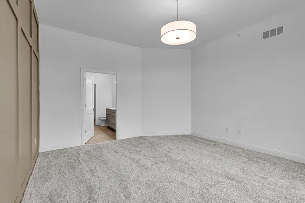 $839,900 | 2950 North 186th Street, Unit 9, Brookfield, WI 53045