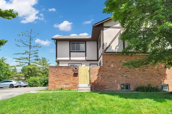 $715,000 | Undisclosed Address, Grove City, OH 43123