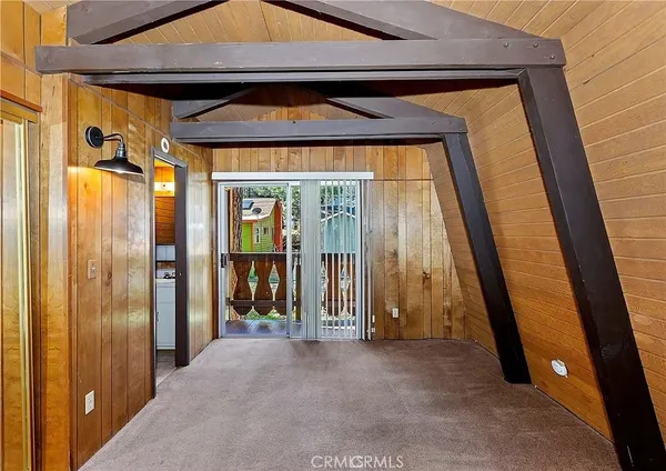 $399,000 | 1625 Virginia Street, Wrightwood, CA 92397