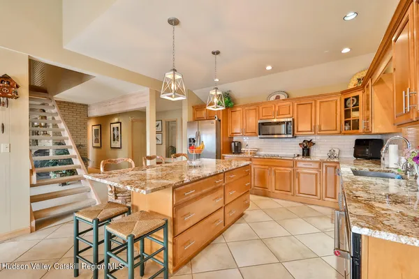 $1,999,000 | 152 Bruce Cross Drive, Prattsville, NY 12468