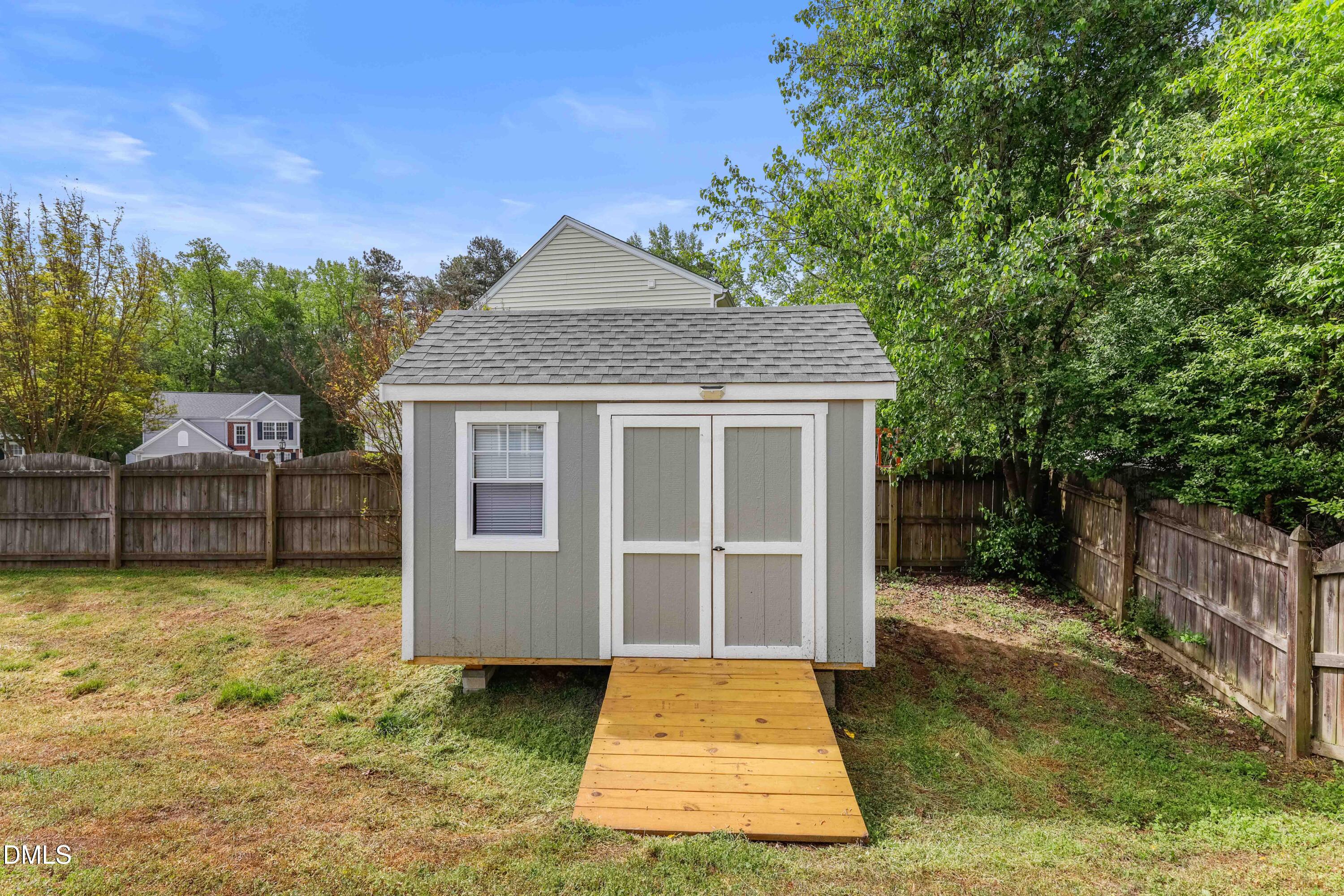 4817 Cardinal Grove Boulevard Raleigh, NC 27616 - Photo 34 of 40 34