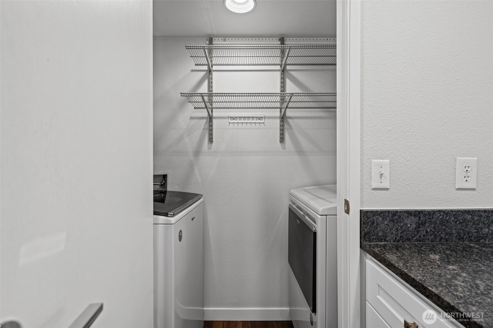 2321 Southeast 8th Drive Renton, WA 98057 - Photo 10 of 31