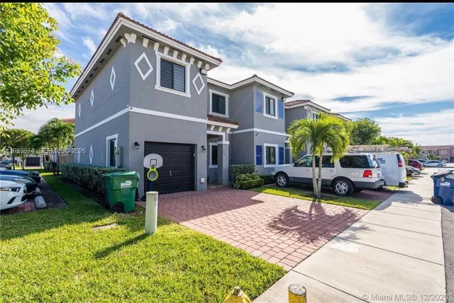 $3,000 | 4411 Southwest 163rd Passage, Unit 4411, Miami, FL 33185