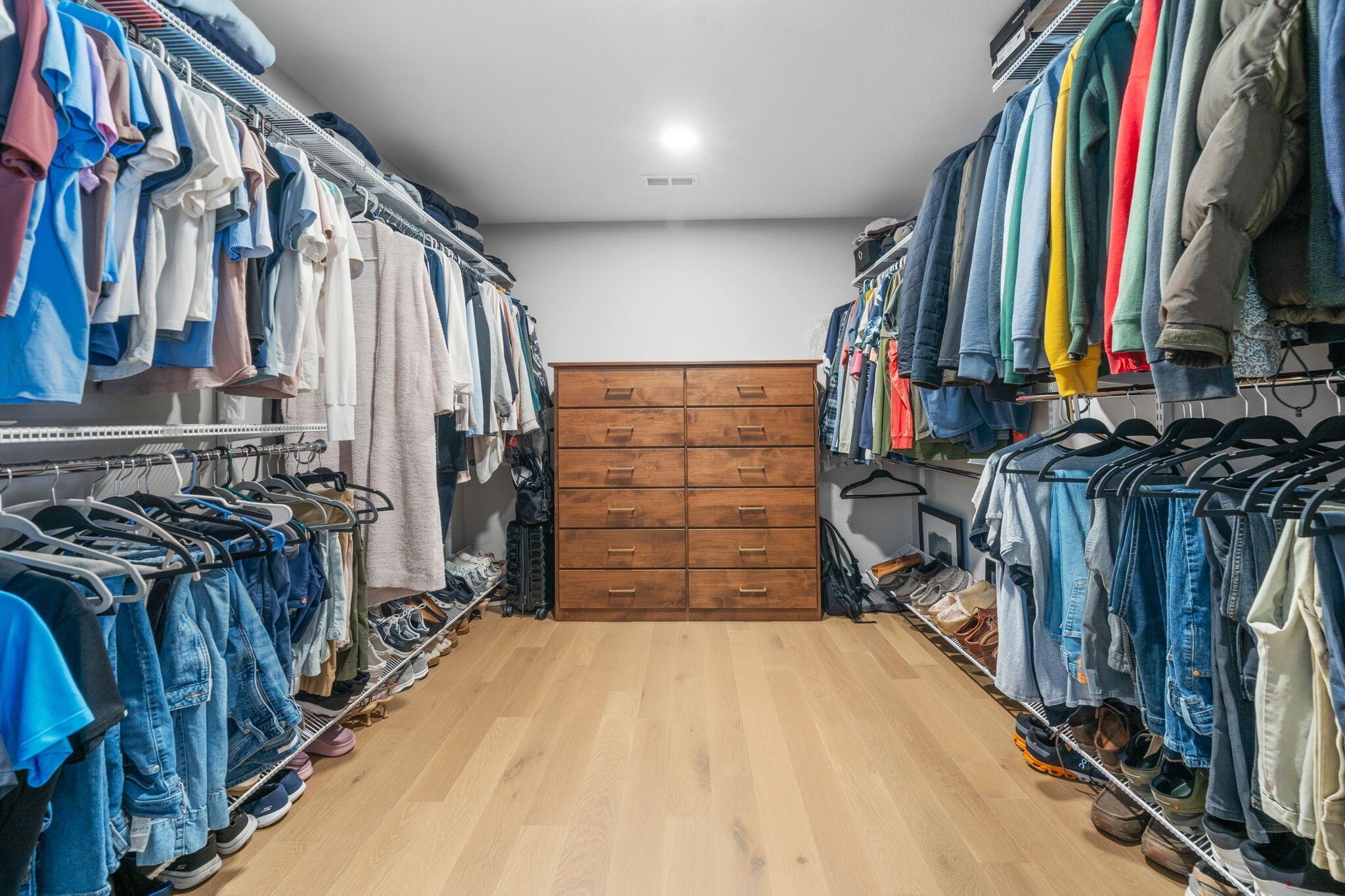 5516 Lancaster Road Hebron, OH 43025 - Photo 23 of 116 Primary walk-in closet
