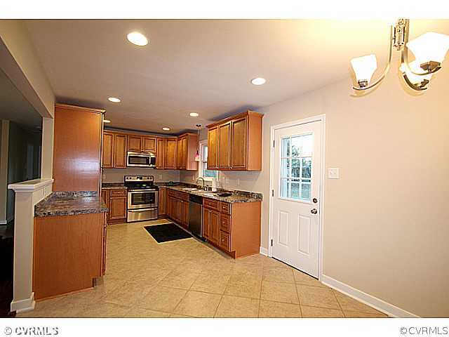 3904 Arden Road Richmond, VA 23222 - Photo 6 of 16 Kitchen
