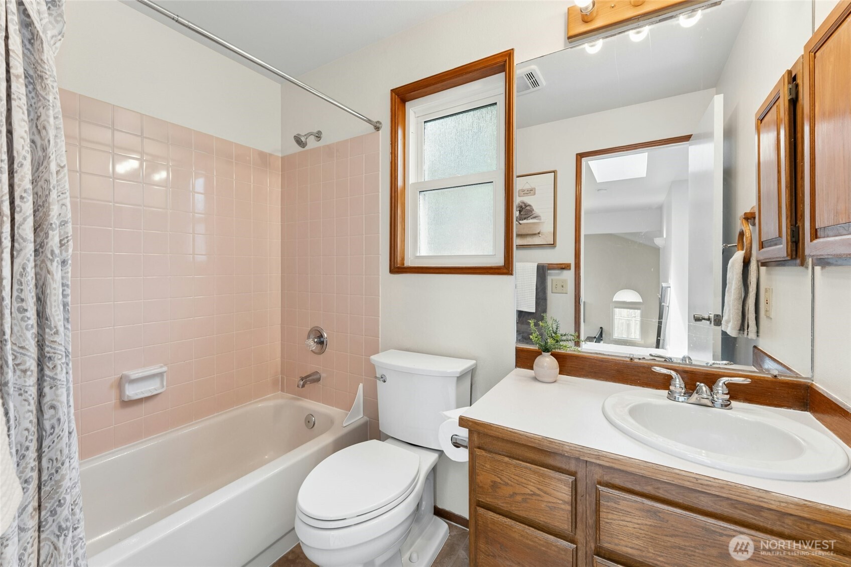 15604 111th Avenue Northeast Bothell, WA 98011 - Photo 25 of 32