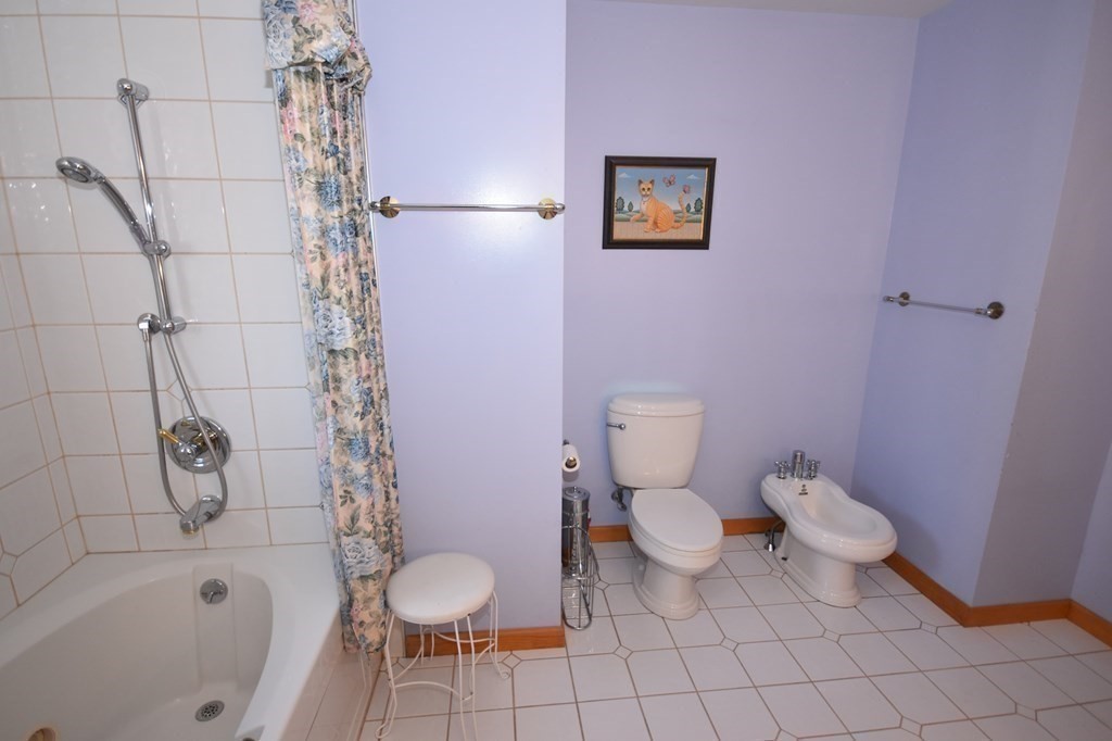 115 Sand Hill Road Amherst, MA 01002 - Photo 25 of 42 Gallery Image 25