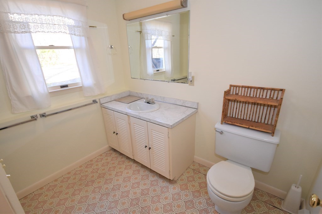 115 Sand Hill Road Amherst, MA 01002 - Photo 35 of 42 Gallery Image 35