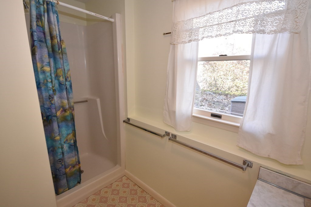 115 Sand Hill Road Amherst, MA 01002 - Photo 36 of 42 Gallery Image 36