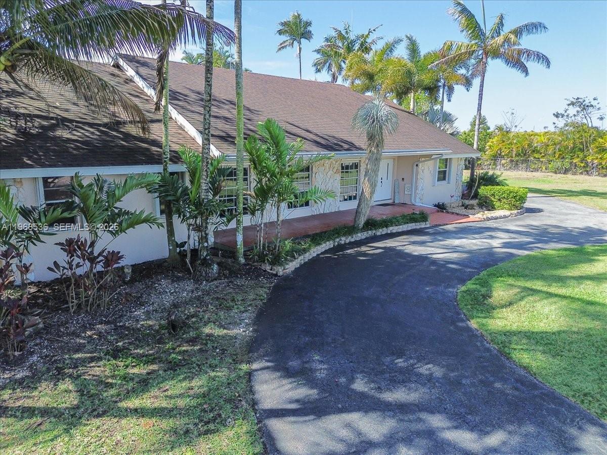 17490 Southwest 288th Street Homestead, FL 33030 - Photo 22 of 80