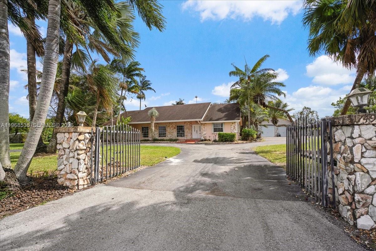 17490 Southwest 288th Street Homestead, FL 33030 - Photo 26 of 80