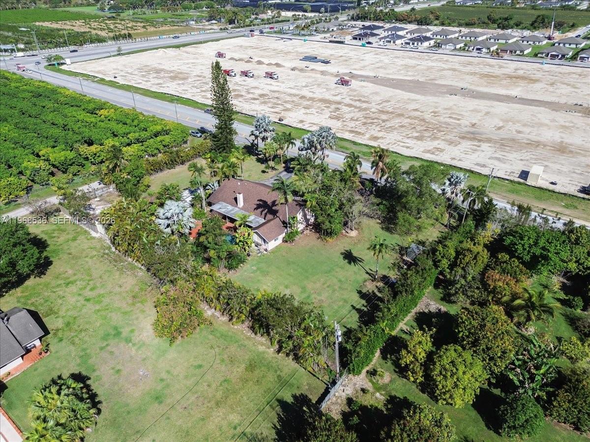 17490 Southwest 288th Street Homestead, FL 33030 - Photo 36 of 80