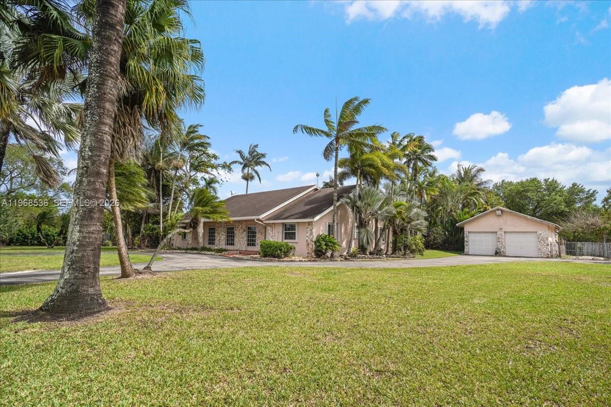 17490 Southwest 288th Street Homestead, FL 33030 - Photo 60 of 80