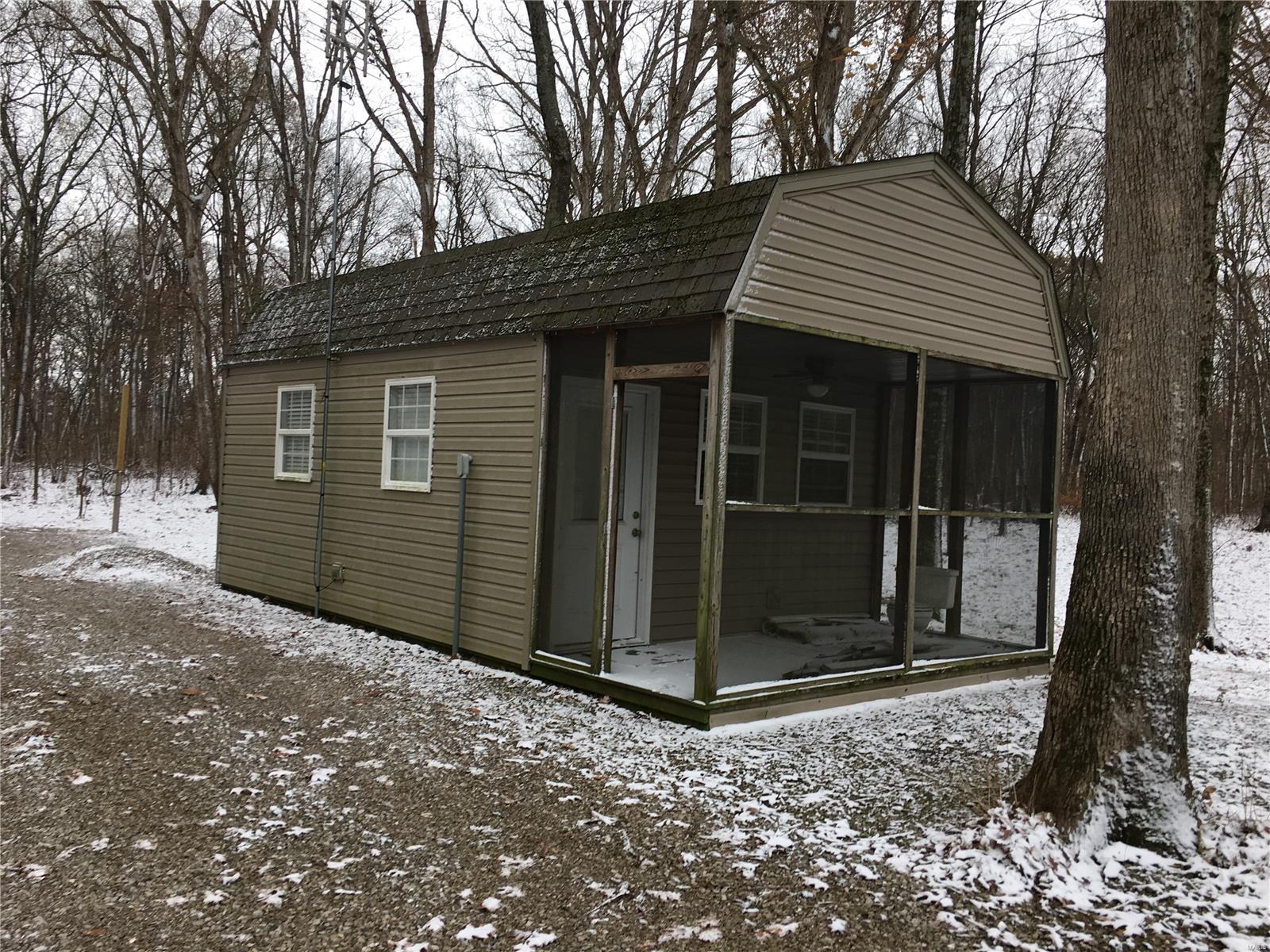 486 Ripson Bridge Avenue Greenville, IL 62246 - Photo 3 of 30
