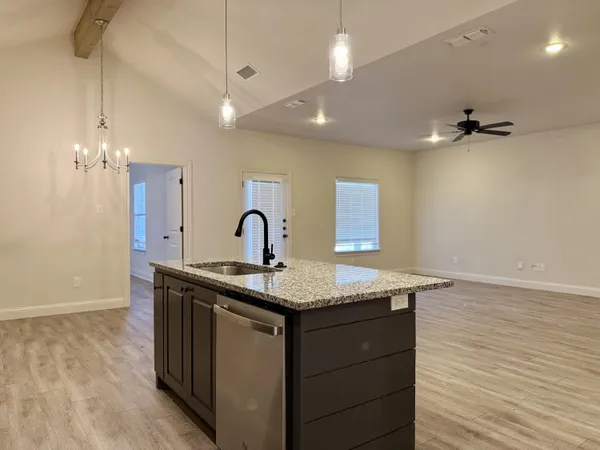 $1,525 | 1708 102nd Street, Unit B, Lubbock, TX 79423