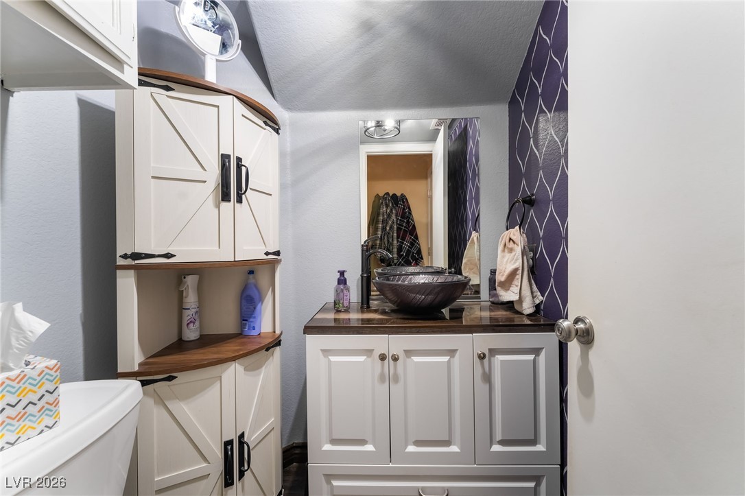 2673 Ridgewater Circle Henderson, NV 89074 - Photo 18 of 43