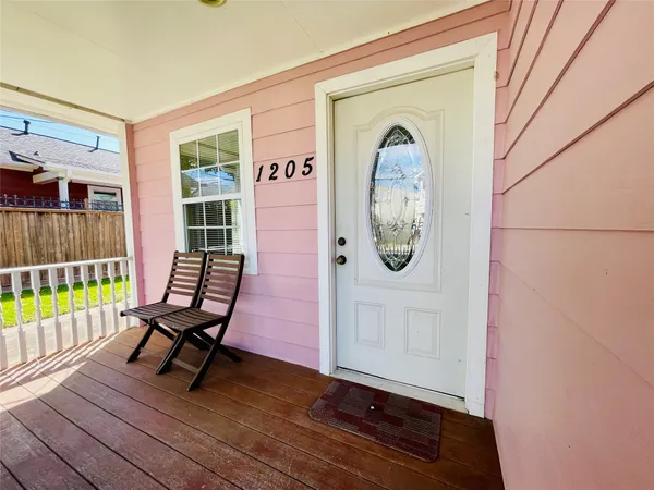 $1,500 | 1205 Nadine Street, Houston, TX 77009