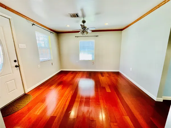 $1,500 | 1205 Nadine Street, Houston, TX 77009