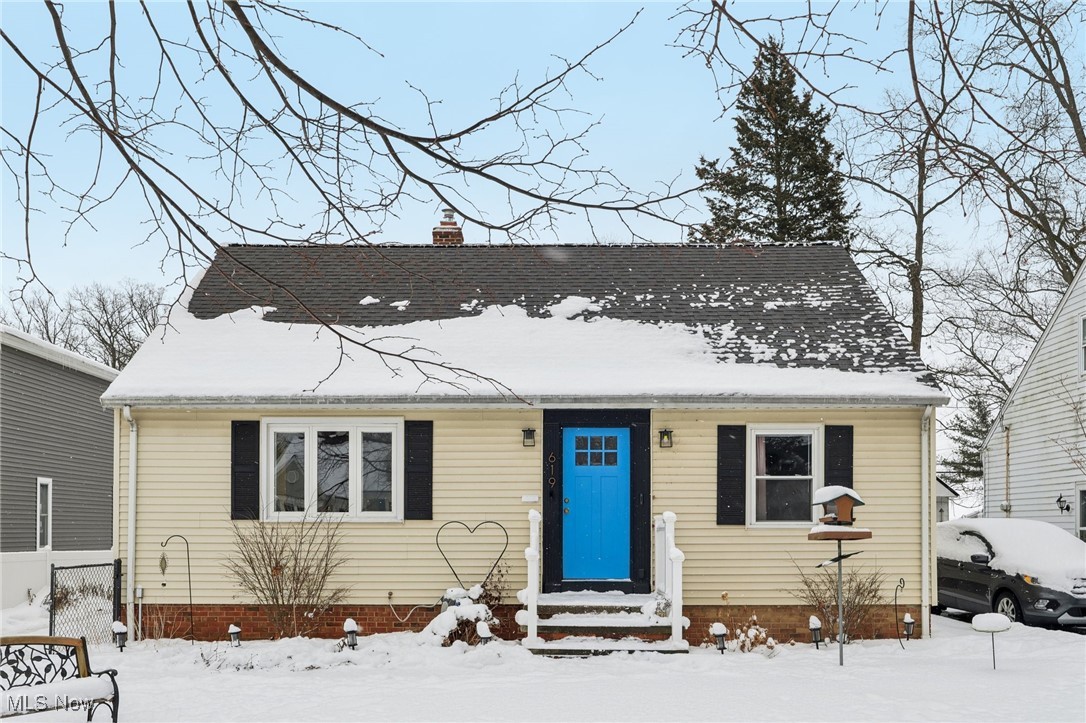 619 Kenilworth Road Bay Village, OH 44140 - Photo 2 of 44