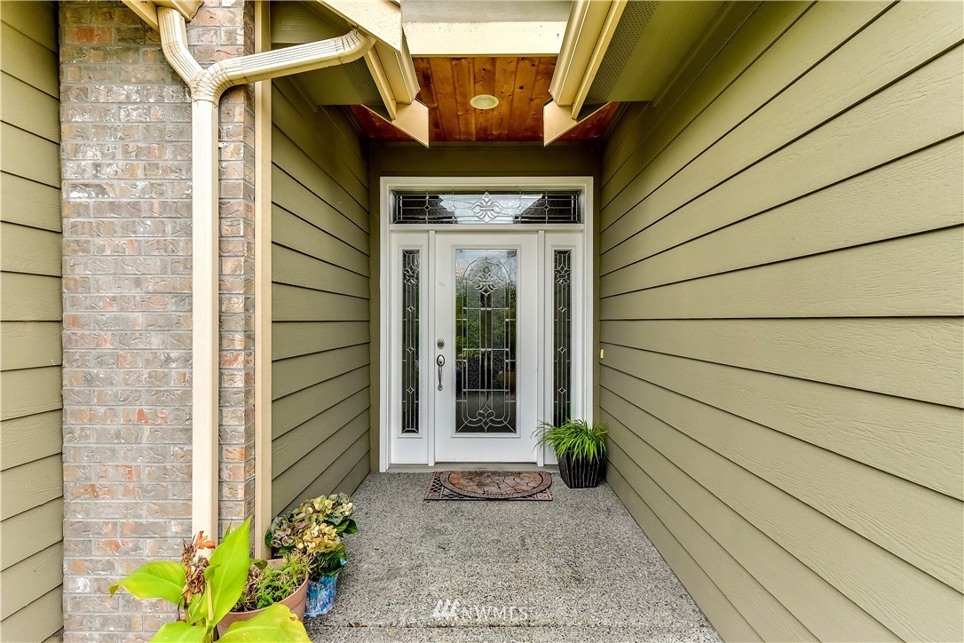 20613 39th Avenue Southeast Bothell, WA 98012 - Photo 2 of 23 Gallery Image 2