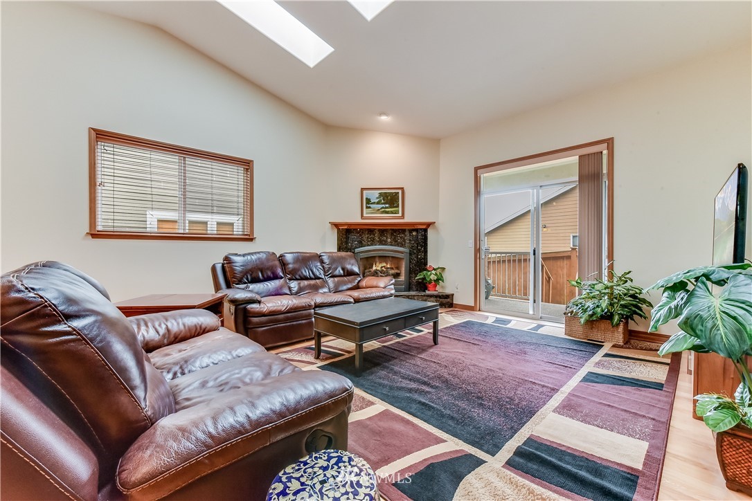 20613 39th Avenue Southeast Bothell, WA 98012 - Photo 12 of 23 Gallery Image 12