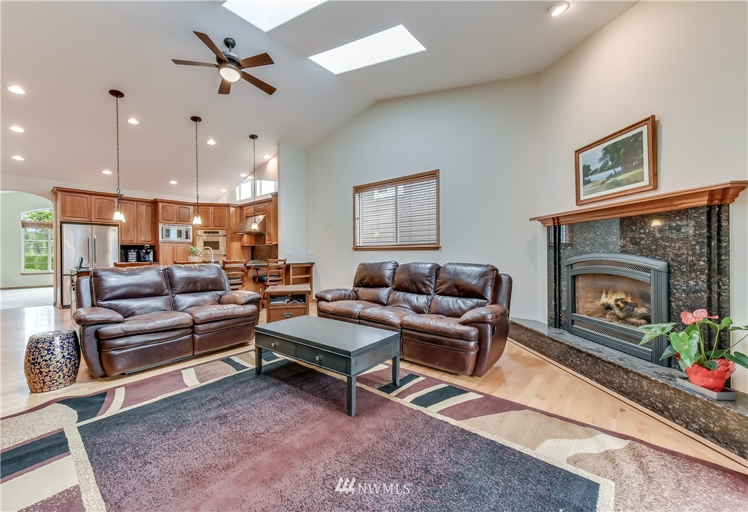 20613 39th Avenue Southeast Bothell, WA 98012 - Photo 13 of 23 Gallery Image 13